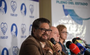 Los dirigentes de la guerrilla anunciaron en rueda de prensa dese cuándo nacerá su partido. AFP