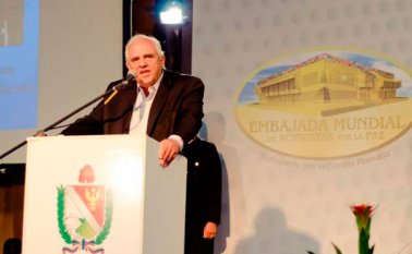 Ernesto Samper participó en el evento ‘Embajada Mundial de Activistas por la Paz’. Colprensa