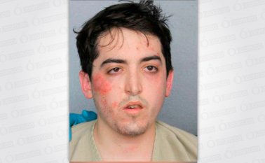 Tras la amenaza, la cajera del banco le dio a Alexander Sperber una bolsa con 4.700 dólares en efectivo. Tomada de Twitter