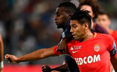 Radamel Falcao jugó los 90 minutos del encuentro, donde no logró mostrar su mejor nivel. AFP