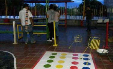 Momentos en los que se adelantan los trabajos en el parque, que será reinaugurado el próximo  La Opinión