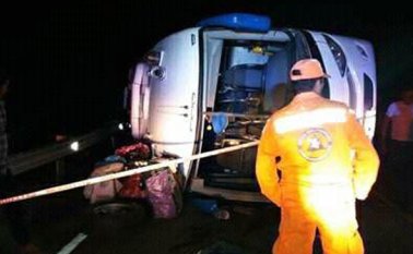 Así quedó el vehículo en el que se transportaban. Cortesía