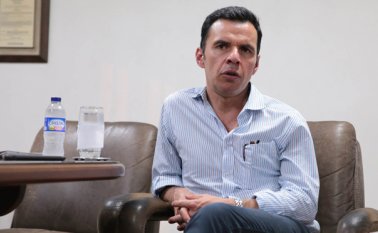 Guillermo Rivera, ministro del Interior. César Obando