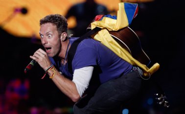 Para ver el concierto los usuarios necesitarán un Gear VR con un teléfono inteligente Samsung compatible y navegar hasta el servicio Samsung VR. Colprensa