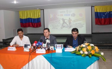 Los funcionarios designados por la federación venezolana atendieron ayer a los medios colombianos, en el Hotel Bolívar. Alfredo Estévez