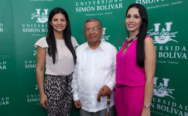 La directora administrativa, Myriam Wiches Durán; el director general,Tomas Wilches Bonilla y la jefe de bienestar, Iris Valero Rojas. Alfredo Estévez