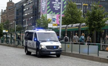 La policía incrementó la seguridad en el aeropuerto de Helsinki y en las estaciones de tren. Tomada de Internet