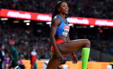 La colombiana Caterine Ibargüen superó a la jamaiquina Kimberly Williams y a la kazaja Olga Rypakova, segunda y tercera respectivamente en la prueba. Archivo
