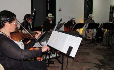 Ébano y marfíl es una de las agrupaciones de Pamplona que se paresentó este fin de semana en el Festivalito Ruitoqueño de Música Colombiana. Roberto Ospino