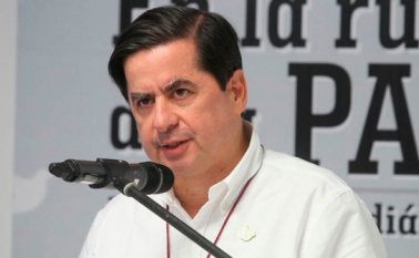 El exministro del interior, juan fernando cristo, cumplió un importante papel en el proceso de paz con la Farc y por esa razón sera homenajeado hoy en Bogotá. Archivo La Opinión