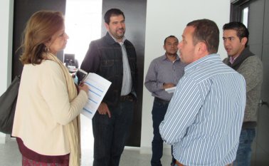 La delegada del ministerio de Comercio, Industria y Turismo, Elda Carrasquilla, visitó las instalaciones en donde funcionará el Centro de Desarrollo Empresarial. Roberto Ospino