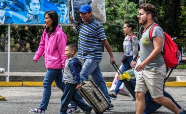El documento de identificación es admitido para la afiliación solo si va con el pasaporte. AFP