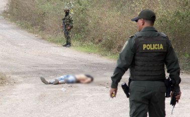 Cuadros era estudiante de cuarto año en el colegio Liceo Nacional Concepción Mariño, en San Antonio del Táchira. Alfredo Estévez