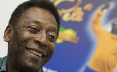 Pelé habló sobre el traspaso de Neymar al PSG. Archivo