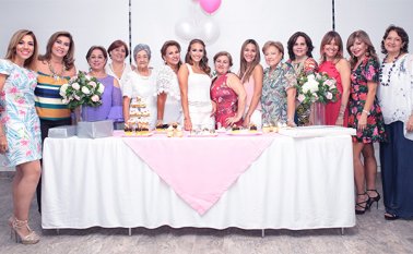 Juanita Carrizosa, Yolanda Rey de Colmenares, Teresa de González, Elsa Jaramillo, Margarita de Vergel, Martha Lozano, Juliana Vergel, Mariela Arévalo, Adriana Vergel, Margarita de Yáñez, Ana M. Mutis, Ana L. Vergel, Ana K. Aycardi y María Margarita Vergel. Obando