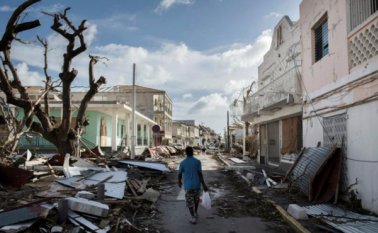 Estas personas se encontraban en el Aeropuerto Tocumen de Panamá, a donde habían sido evacuadas. AFP