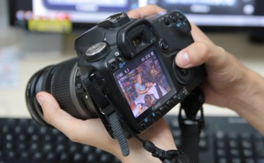 Aquí le mostramos algunos canales de YouTube donde puede aprender fotografía. César Obando