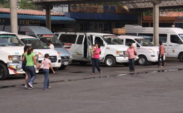 La próxima semana se cumplirá una junta directiva en el terminal, para discutir el plan de mejoramiento que exige la Superintendencia de Puertos y Transporte. Archivo