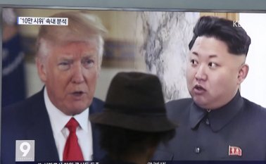 El presidente de EEUU Donald Trump advirtió a Kim Jong-Un que el armamento de Washington podría hacer "desmoronarse" el alma de sus enemigos. Archivo