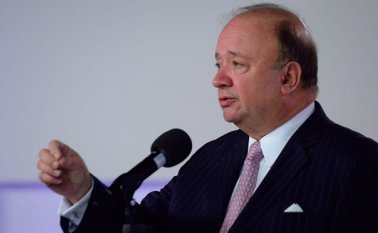 El ministro Luis Carlos Villegas calificó como positivo su encuentro con el secretario de Defensa de Estados Unidos, James Mattis. Colprensa