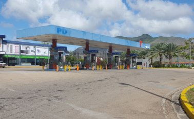 Venezuela atraviesa una aguda crisis económica desde 2014, cuando bajaron los precios del crudo, fuente del 96% de sus divisas. Internet