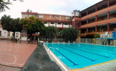 Estudiantes y administrativos del Sagrado Corazón de Jesús serían ubicados en el colegio Inem. Internet