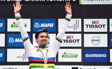 "¡No puedo creerlo! Es realmente maravilloso, un día fantástico", señaló Dumoulin. AFP
