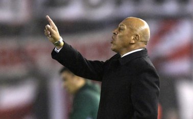 Roberto Mosquera, técnico de Wilstermann de Bolivia. AFP