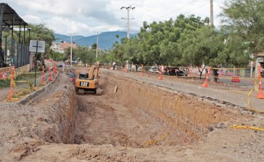El proyecto conforma 8 kilómetros de tubería y conlleva una inversión de 15 mil millones de pesos. La Opinión