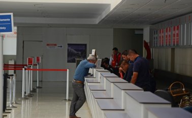 Hasta el momento van 3.200 pasajeros afectados en Norte de Santander por el paro de pilotos de Avianca, empresa que tiene el 78,6% de las operaciones del aeropuerto internacional Camilo Daza. Archivo
