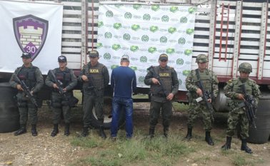 El combustible era almacenado en doce recipientes. Cortesía
