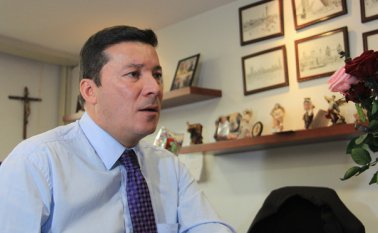 El representante a la Cámara cree que además de la ley estatutaria que reglamenta la JEP, el Gobierno tendrá que presentar otro proyecto para ajustar lo referente a los recursos del sistema integral. Colprensa