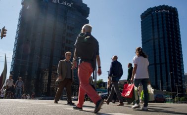 Las empresas iniciaron los trámites entre el 2 y el 11 de octubre para trasladar sus sedes. AFP