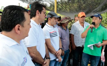 El secretario departamental de Desarrollo Económico, Leonel Rodríguez, estuvo en la reunión del ministro de Agricultura, Juan Guillermo Zuluaga, con los manifestantes. Cortesía