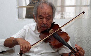 Para muchos, maestro José Rafael Pineda Solano era una biblia y referente de la música local. Archivo
