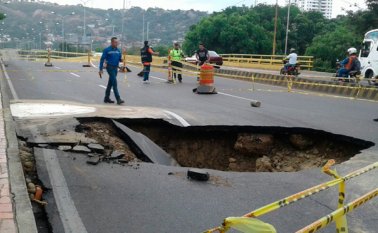 La Diagonal Santander está parcialmente cerrada. Cortesía