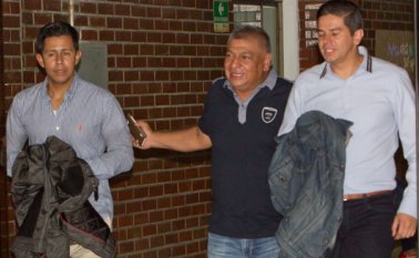 El alcalde de Pamplona, Ronald Contreras (derecha), y su secretario de Gobierno,  Jeiver Saith Acero (izquierda), tendrán que permanecer en prisión domiciliaria.  Luis Alfredo Estévez