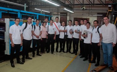 Los alumnos del Seminario Mayor de San José de Cúcuta conocieron el proceso de impresión del periódico.  Mario Caicedo