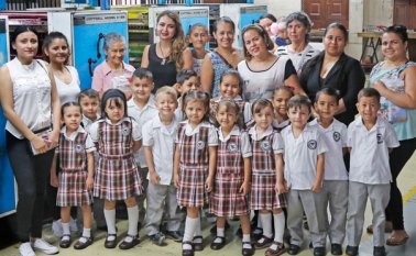 El grupo de niños recorrió las distintas áreas del medio de comunicación. Mario Franco