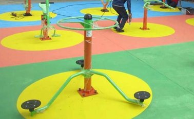 El lugar tendrá máquinas biosaludables, senderos peatonales, cancha de futbol tipo banquitas en grama sintética y una zona canina con circuito para las mascotas. Archivo | Referencial