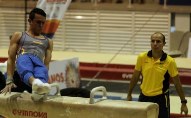 Las finales de suelo, salto, anillas, caballo con arcos, paralelas y barra masculino se disputarán el martes. Colprensa