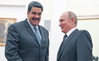 La riqueza petrolera le ha permitido al presidente ruso, Vladimir Putín, estrechar las relaciones comerciales con su par venezolano, Nicolás Maduro.
