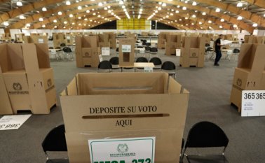 El decreto precisa que los gobernadores y alcaldes podrán ampliar el periodo de ley seca en sus territorios para prevenir posibles alteraciones del orden público. Colprensa