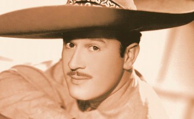 Infante era el 'héroe' de la cultura popular mexicana, en 1957 en medio de sus afanes por cumplir con su apretada agenda y sus sueños de ser aviador, tomó un avión de carga que terminó estrellándose. Internet | Referencial