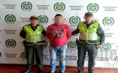 El tío aprovechaba momentos a solas con la menor para abusar de ella. La Caliente 1330