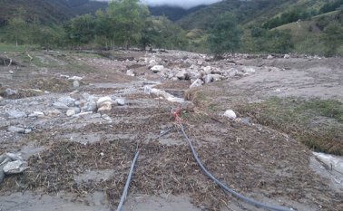 los cultivos, mangueras y estanques se perdieron. Las familias están padeciendo para acceder al servicio de agua y para responder con los compromisos que tienen con las entidades bancarias. Cortesía