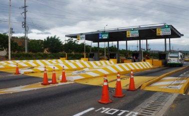 El paso vehicular será restringido en los carriles de acceso al peaje de La Parada, en sentido San Antonio-Cúcuta, a partir de las 7:00 de la mañana. Cortesía