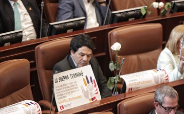 En la noche de este lunes la plenaria de la Cámara de Representantes aprobó los 163 artículos de la ley estatutaria de Justicia Especial para la Paz. Colprensa