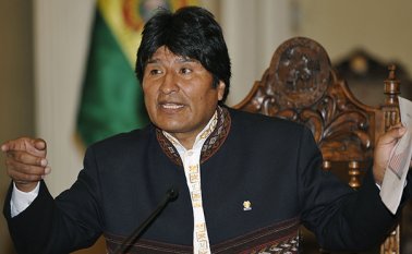 El dictamen del Constitucional establece que Morales y otras autoridades podrán volver a postular a cargos electivos sin restricción. Archivo La Opinión