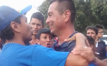 Conocidos los resultados, el nuevo alcalde de Sardinata celebró junto con sus seguidores su segunda victoria como mandatario de este municipio. Cortesía